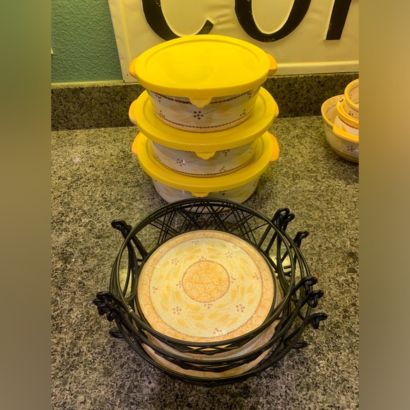 QVC brand Temptations by Tara Yellow/Brown Old World Pattern 23 Piece Set - Picture 4 of 13